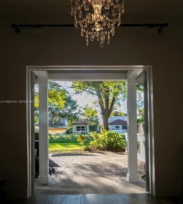 Building Photo - 1112 NE 41st Ave