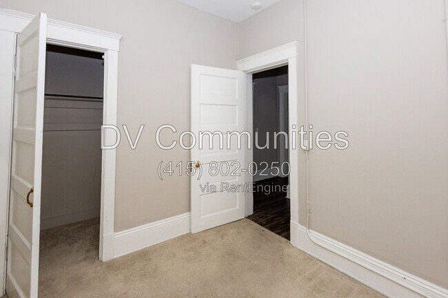 Building Photo - 4088 Erie St