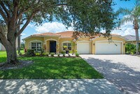 Building Photo - 2271 Grove Dr