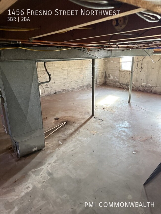 Building Photo - 1456 Fresno St NW