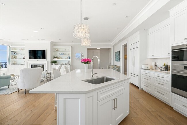 Building Photo - 35 Littles Point Rd