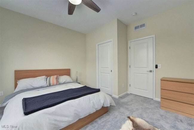 Building Photo - 1926 W 52nd St