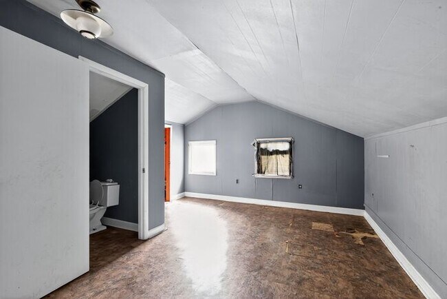 Building Photo - 322 Arlington Ave