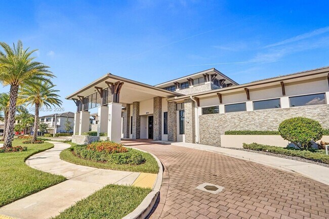 Building Photo - 16036 NW 89th Ct