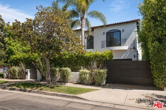 Primary Photo - 2056 Kerwood Ave