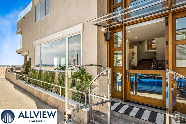 Building Photo - Stunning Beach House located on Newport Beach Boardwalk- 30+ Day Rental!