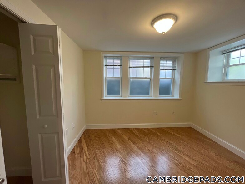 Building Photo - 1 Langdon Square