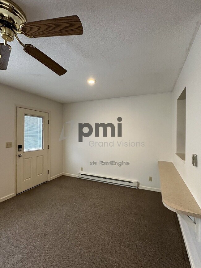 Building Photo - 1308 Arthur Ave