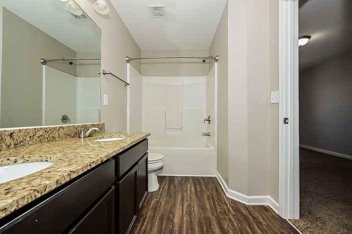 Building Photo - 2435 Marlin Dr