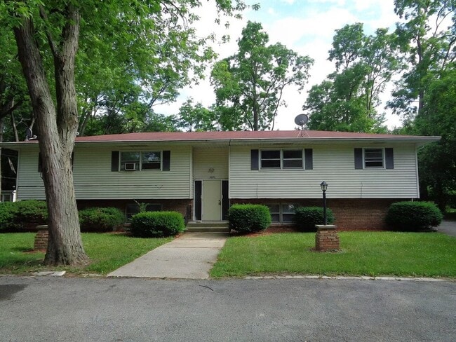 Building Photo - 5271 Concord Ave