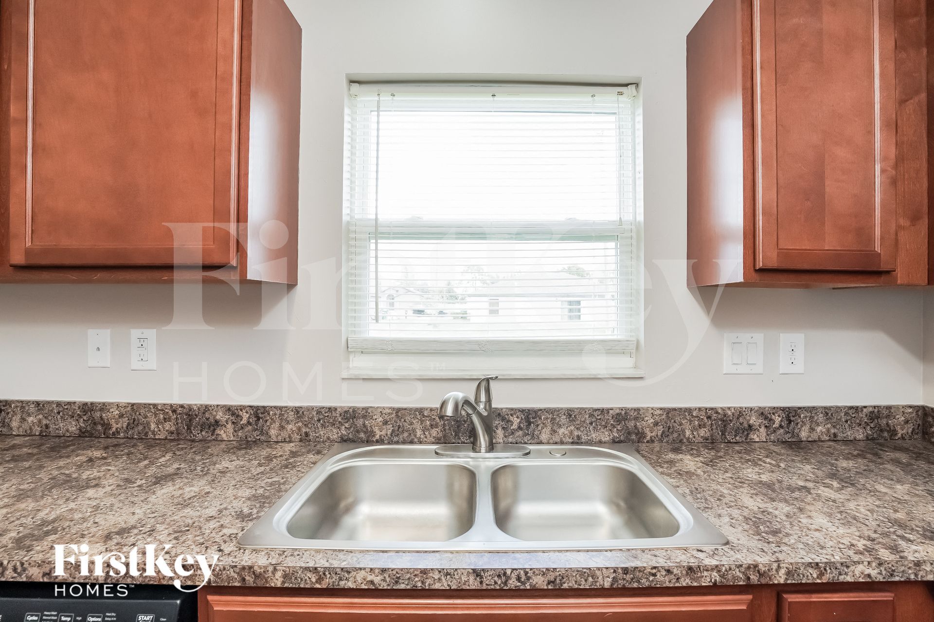 Building Photo - 1123 SW 16th Terrace