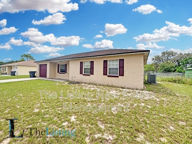 Building Photo - 5637 Viburnum Ct