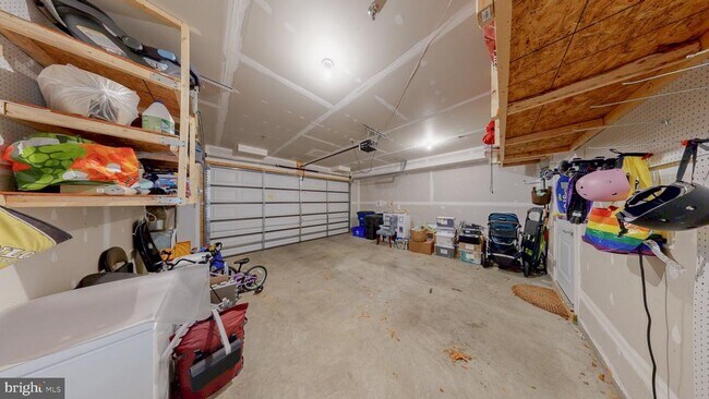 Building Photo - 13227 Deer Highlands Way