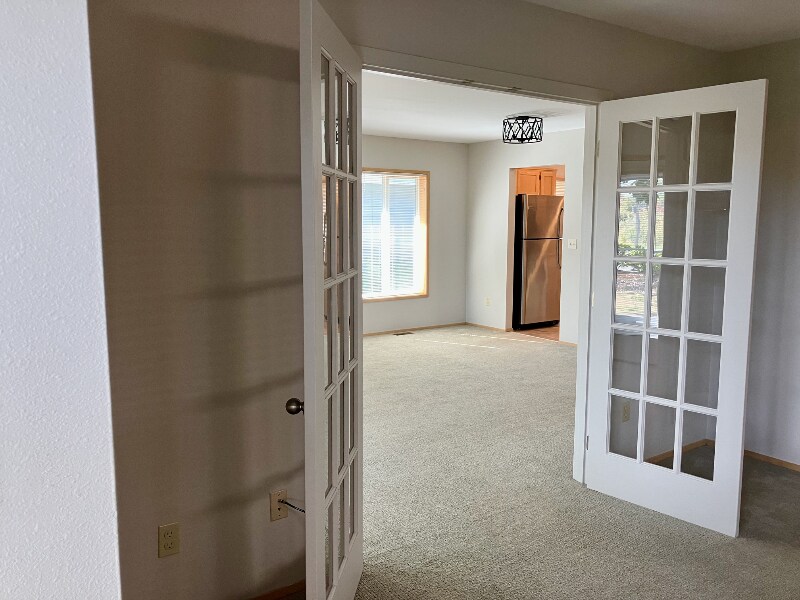 Building Photo - 1250 Northwind Cir