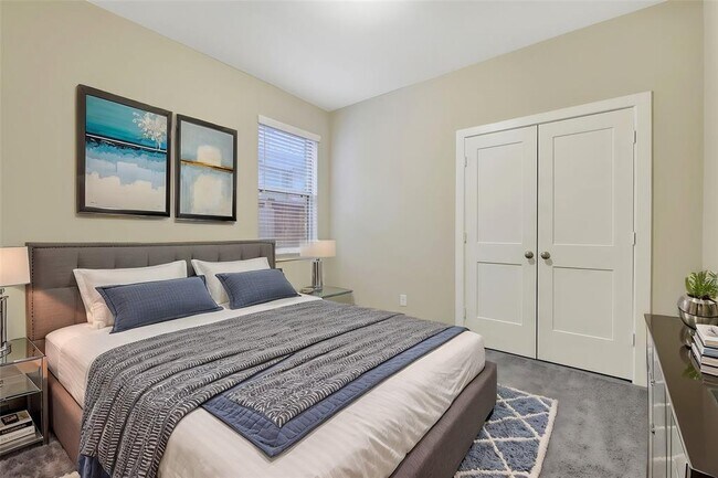 Building Photo - 7011 Winterberry Gln Ln