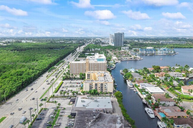 Building Photo - 2935 NE 163rd St