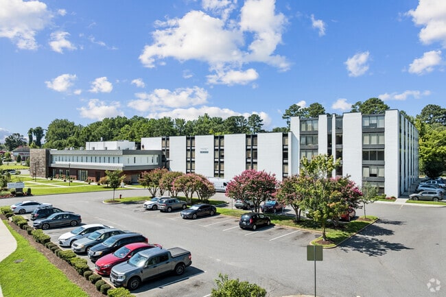 Building Photo - The James On Merrimac