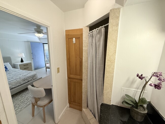 Building Photo - 235 Lili?uokalani Ave