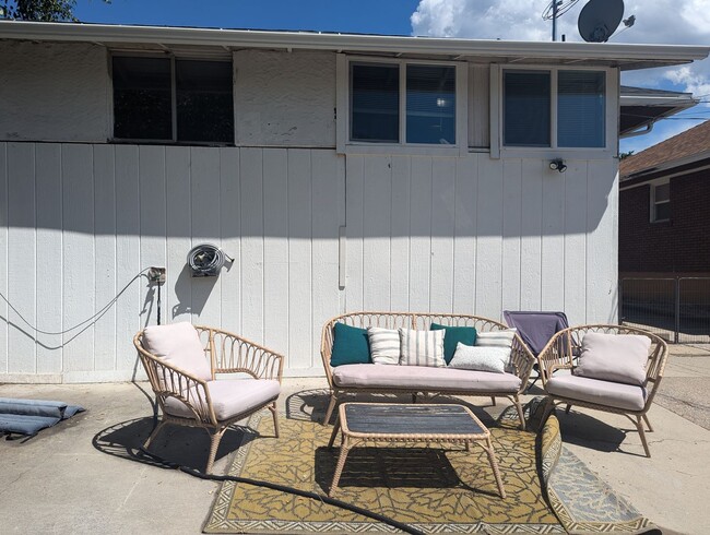Building Photo - Cozy Bungalow in Prime Sugar House Location