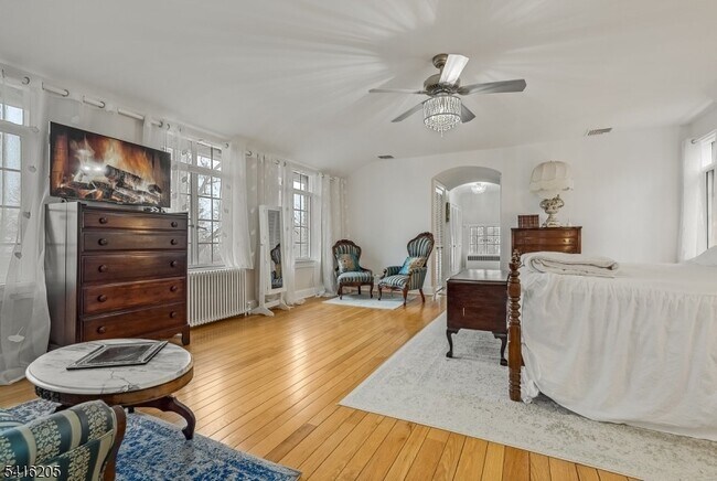 Building Photo - 123 N Wyoming Ave