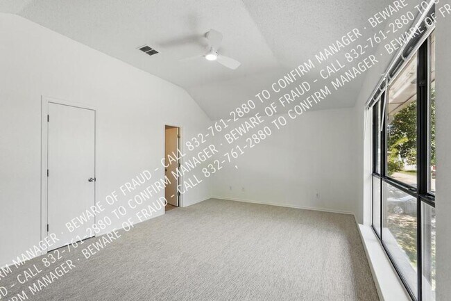 Building Photo - Creek Lot and Walking Distance to Nature P...