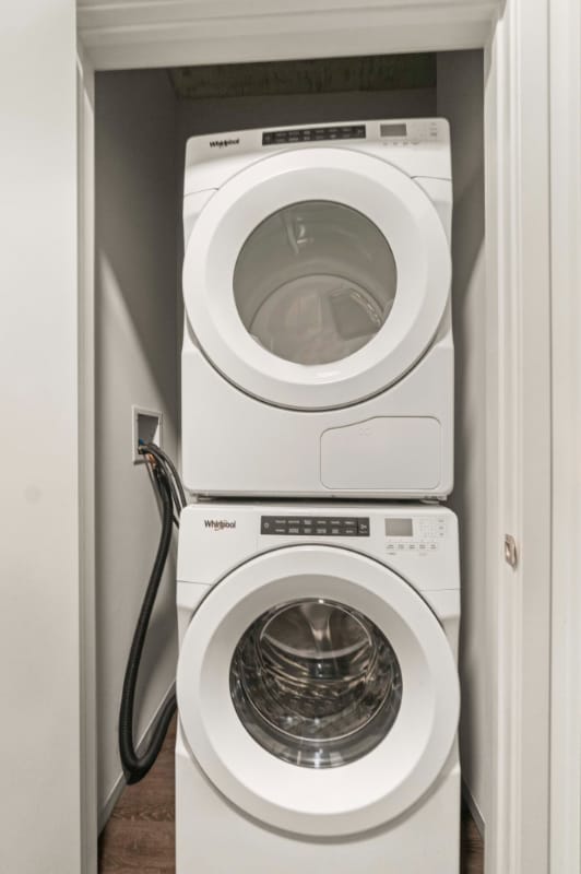 Building Photo - 797 S Clark St