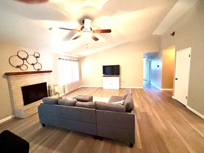 Building Photo - 9733 Northstar Ct