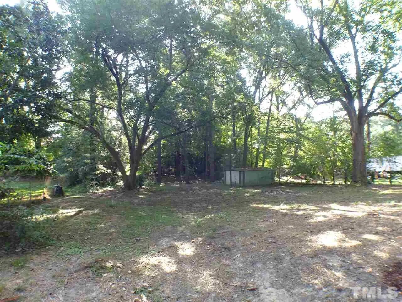Building Photo - Room in House on Sunnybrook Rd
