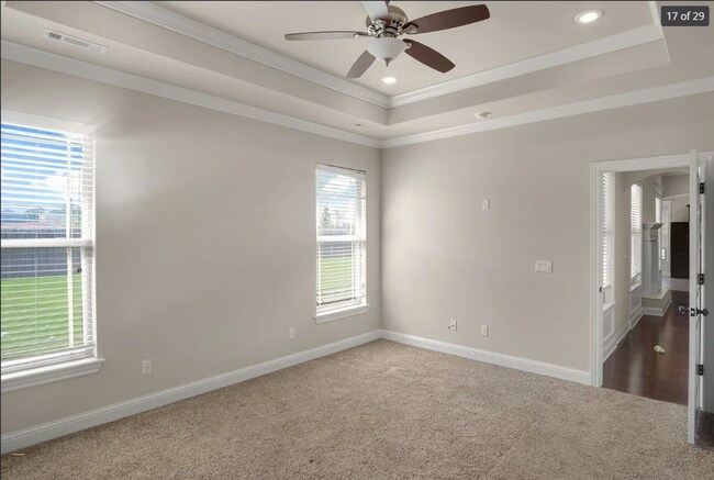 Building Photo - Beautiful 4 Bedroom 3 Full Bathroom DREAM ...