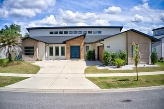 Building Photo - 861 SW 120th Dr