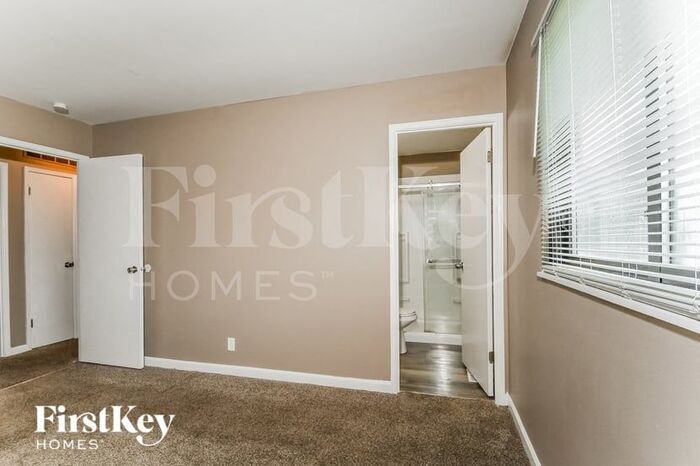 Building Photo - 3574 Norberg Dr