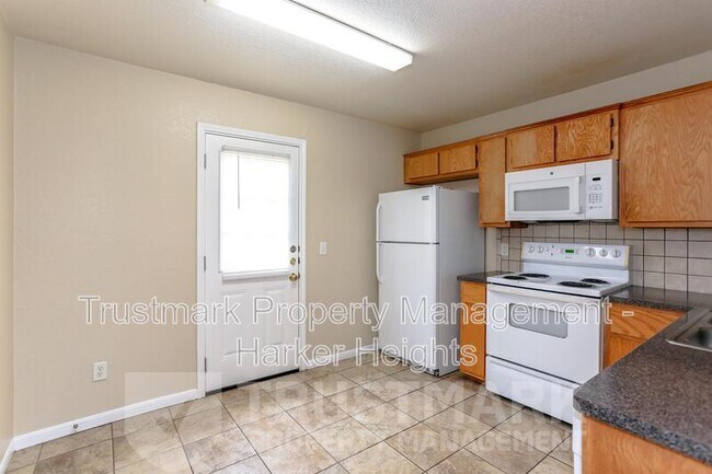 Building Photo - 3805 Wind Ct
