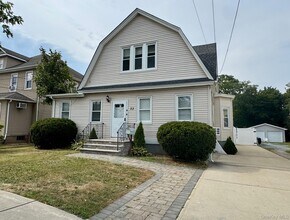 Building Photo - 33 Harrison Ave