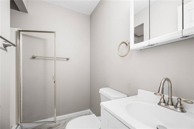 Building Photo - 2179 Beech Valley Dr