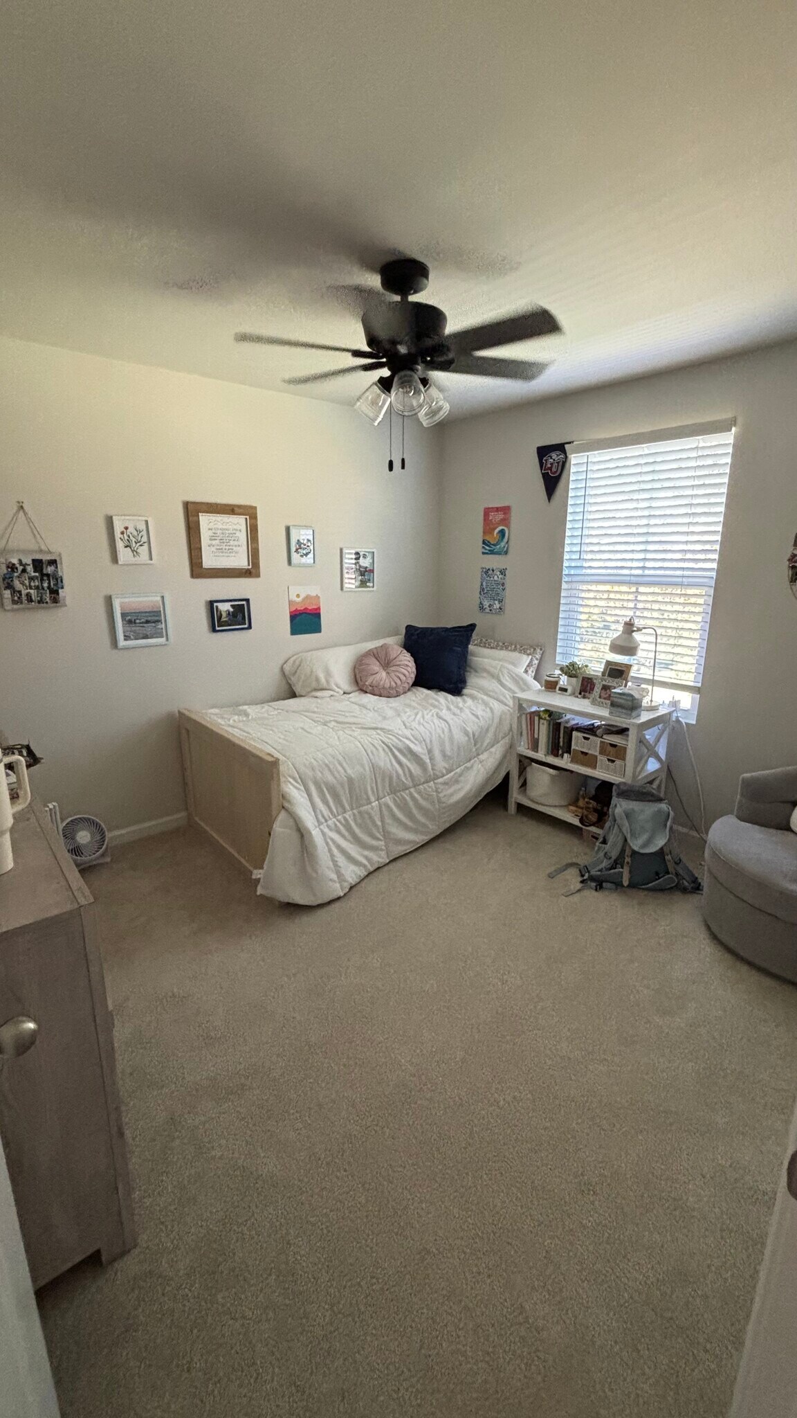 Building Photo - 284 Thicket Dr