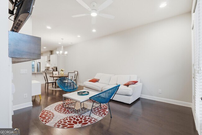Building Photo - 4245 Deming Cir