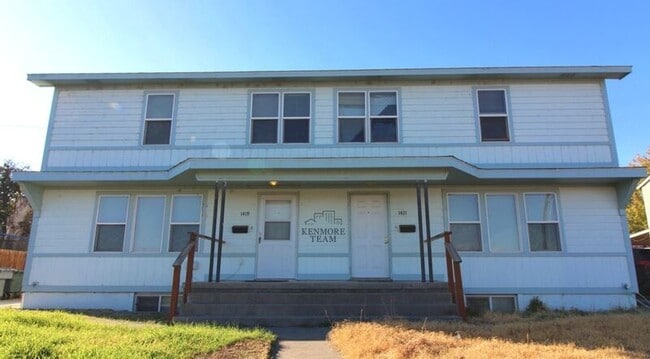 Primary Photo - 1419 Jadwin Ave
