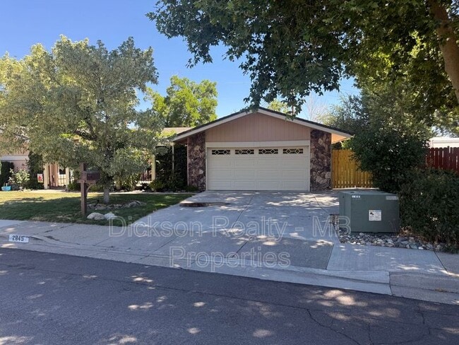 Building Photo - 2845 Glenwood Ct
