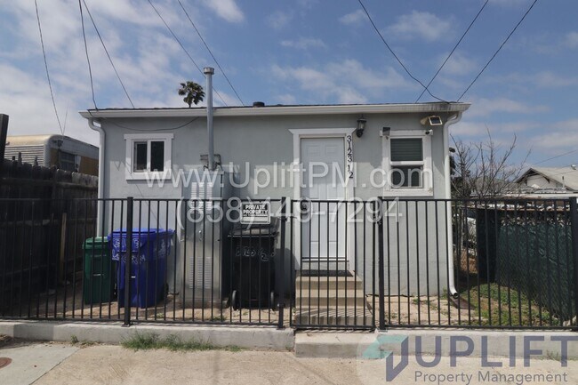 Building Photo - Logan Ave (3123)