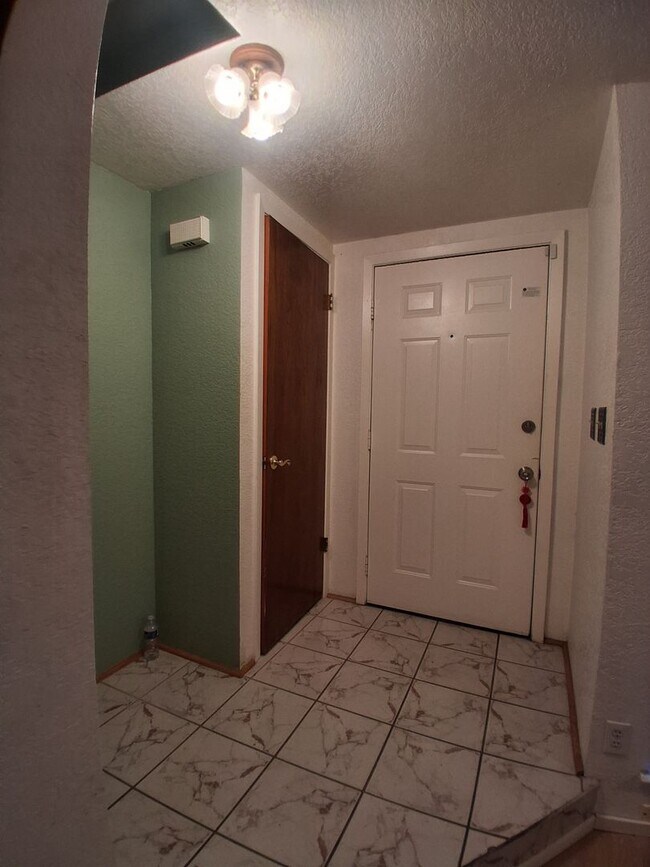 Building Photo - 4045 Dale Rd