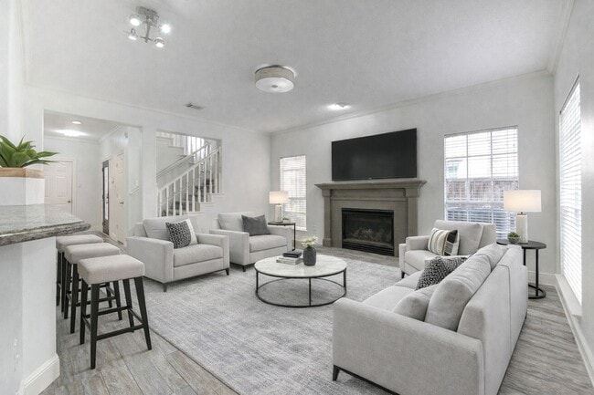 Building Photo - 1115 Enclave Square E