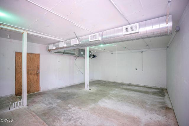 Building Photo - 3831 E Ave T 8