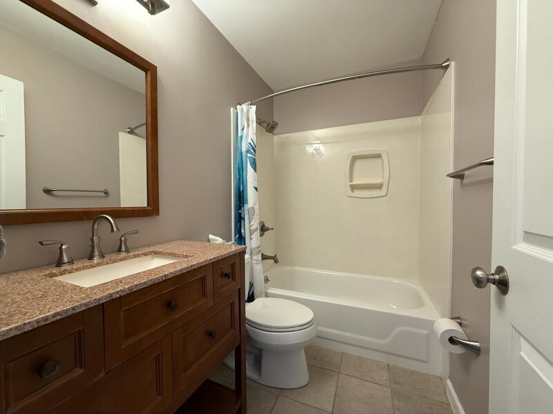 Building Photo - 11350 Meadowside Dr