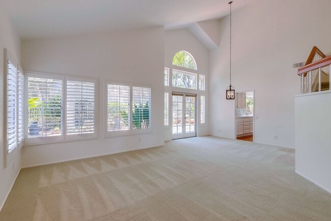 Building Photo - 26721 Sierra Vista