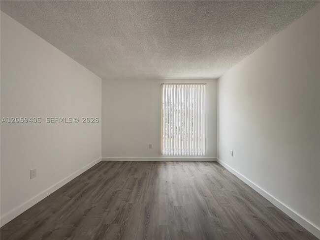 Building Photo - 17570 Atlantic Blvd