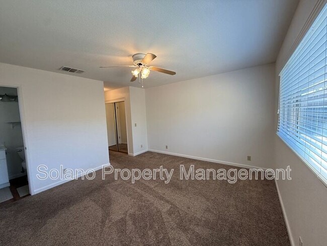 Building Photo - 500 Bella Vista Dr