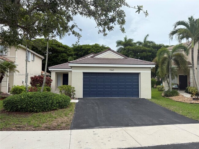 Primary Photo - 1560 Canary Island Dr
