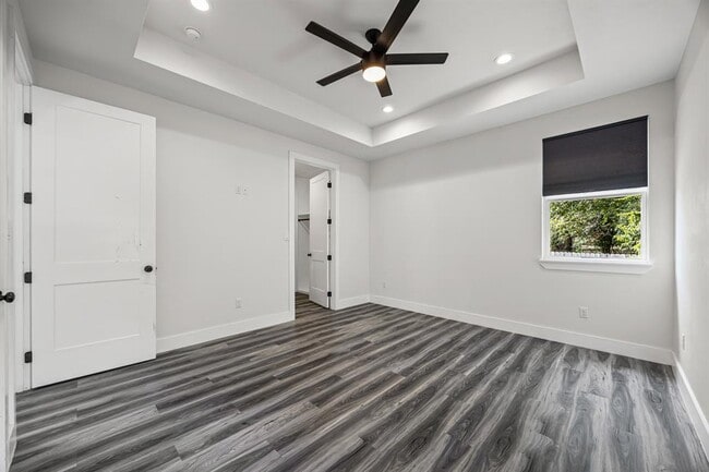 Building Photo - 813 Chihuahua St