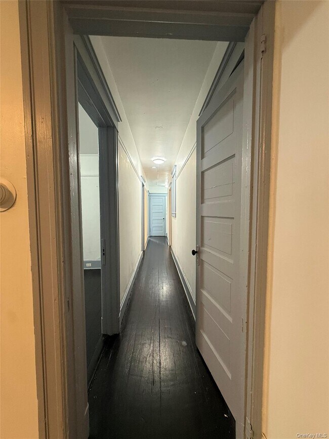 Building Photo - 76 S Hamilton St