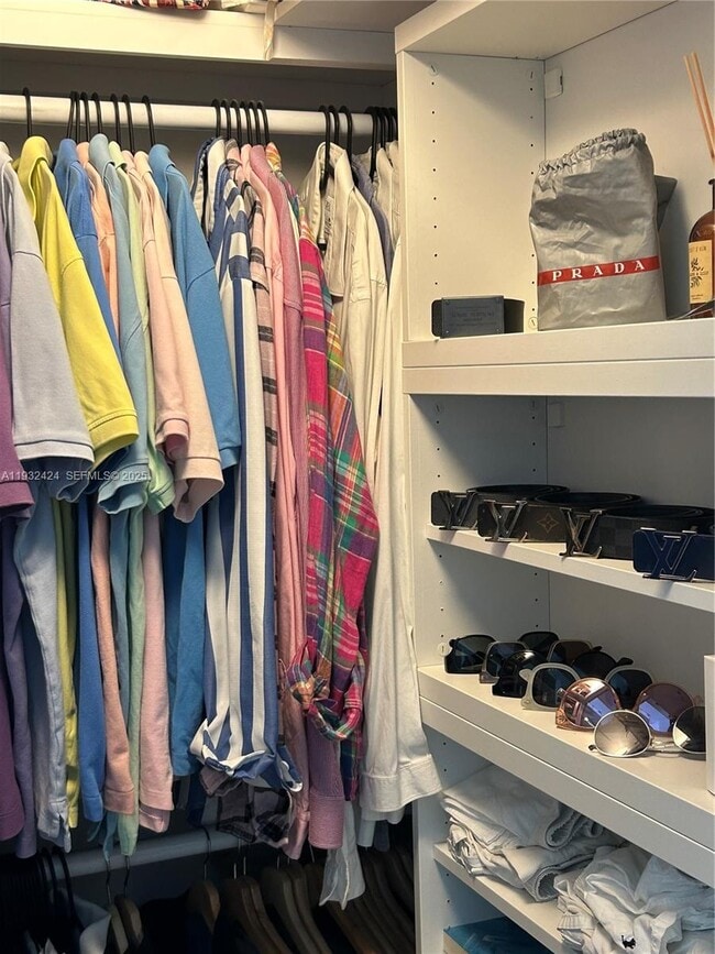 Building Photo - 90 Alton Rd